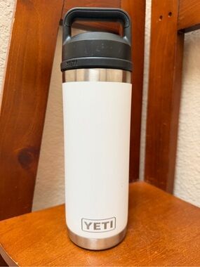 🔹YETI..Rambler 12 oz Bottle,